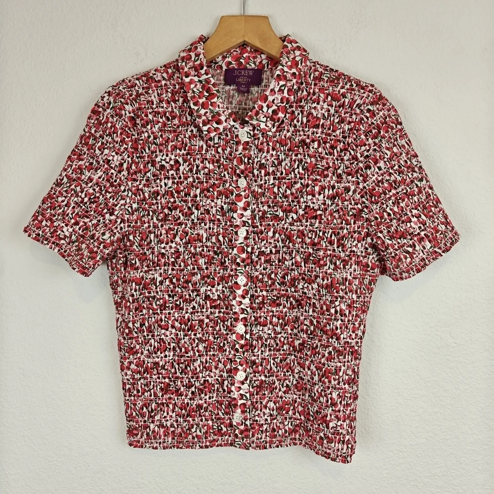 J. Crew Nwot Smocked button-up shirt in Liberty® Eliza's Red fabric Sz M
